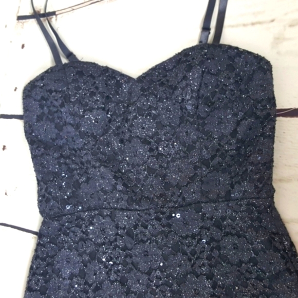 As U Wish Gray Sparkle Lace Overlay Dress S c - Picture 6 of 7